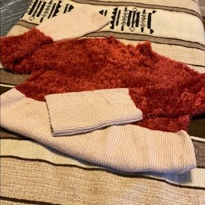 Olive + Oak sweater. Size small.